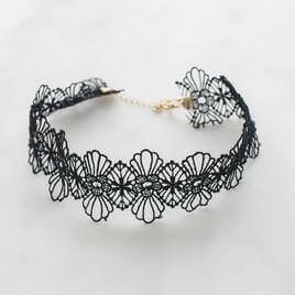 Oxidized choker