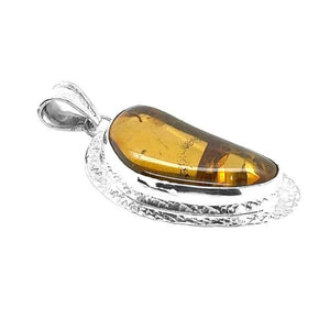 Amber-Pendant-in-950-Silver-flat-Nueve-Sterling
