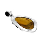 Amber-Pendant-with-Motif-in-950-Silver-back-Nueve-Sterling