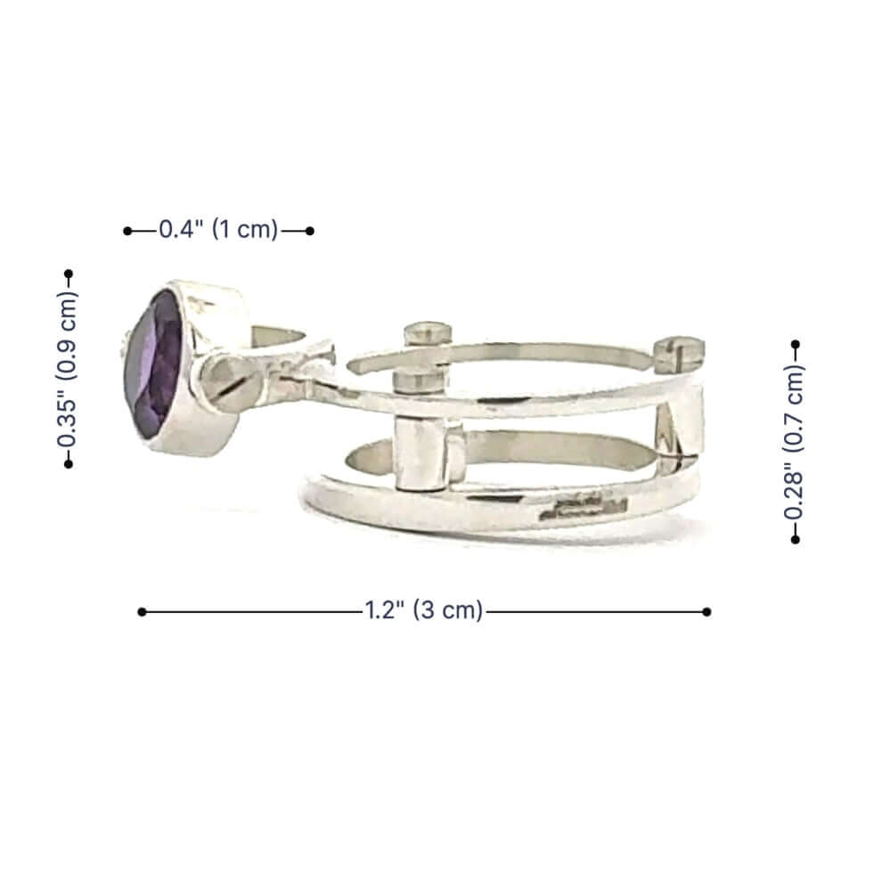 950 Silver ring with purple gemstone and measurements on a white background