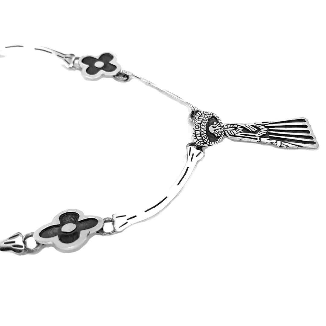 Catrina-Silver-Necklace-flat-Nueve-Sterling