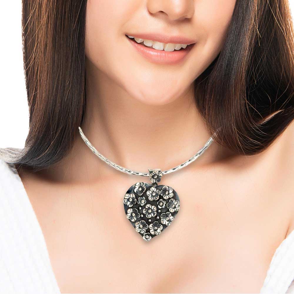 Medium-Heart-Silver-Pendant-with-model