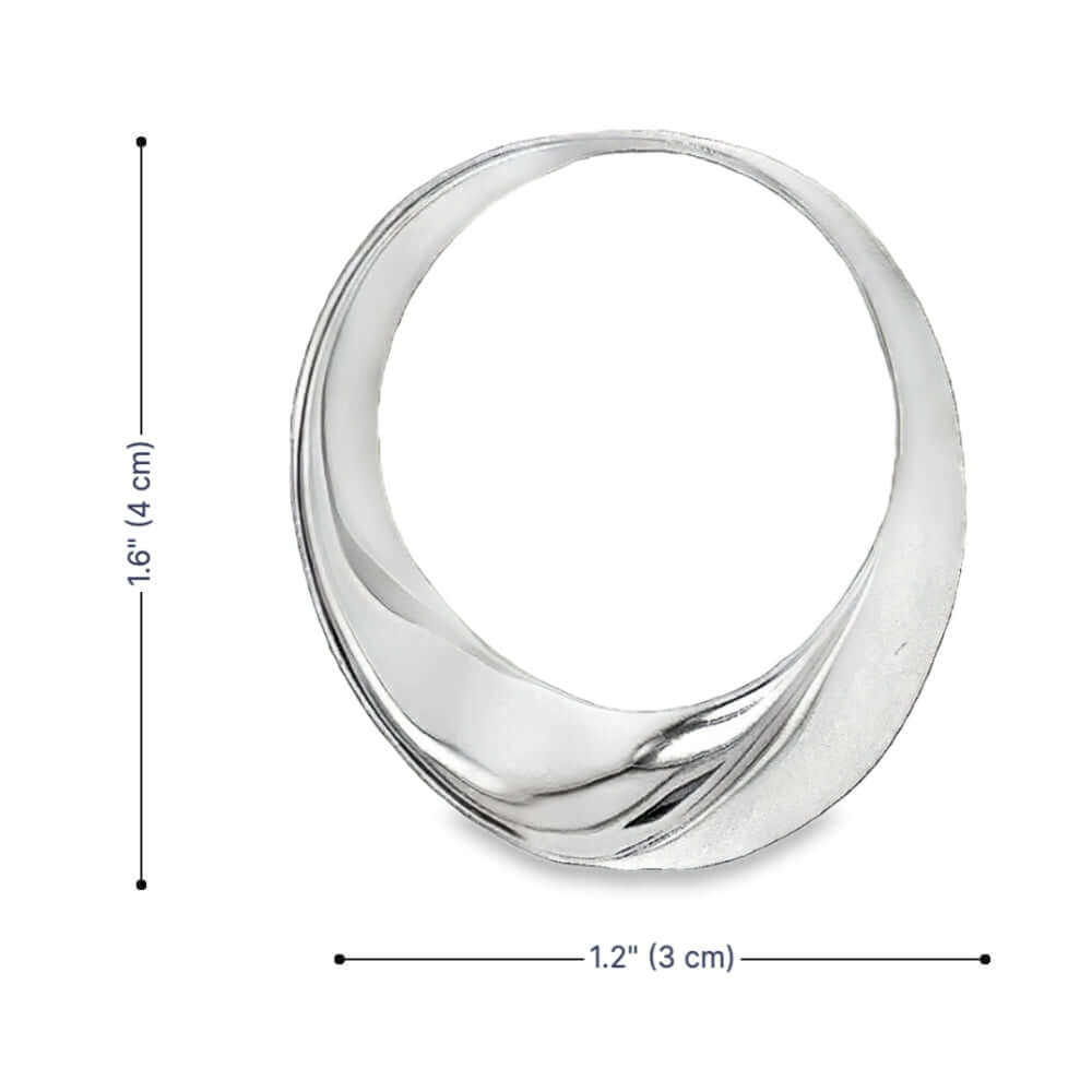 Silver pendant with dimensions on a white background