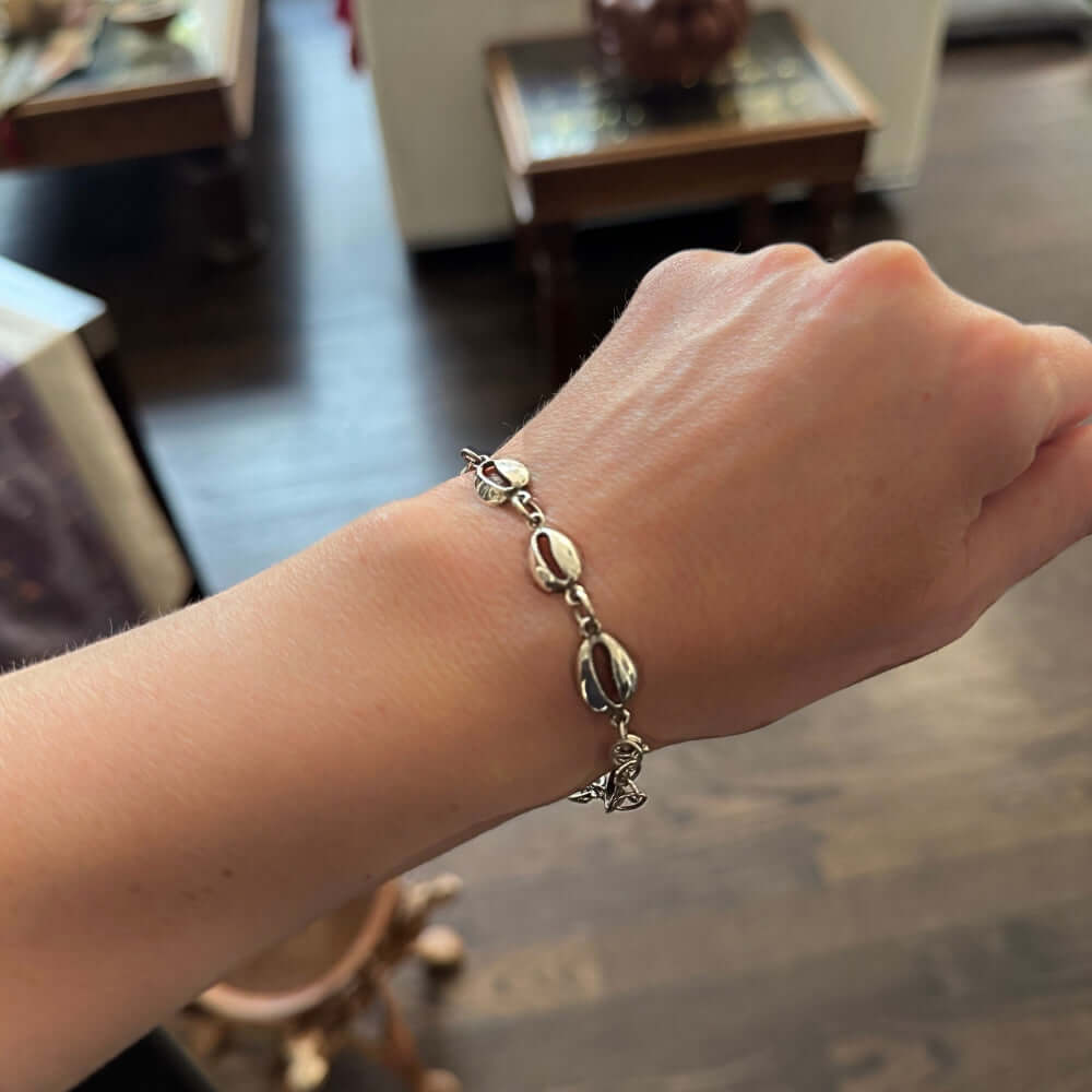 Small Silver Shells Bracelet in arm