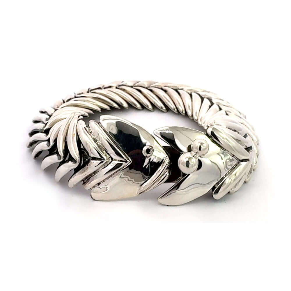 D'Molina sterling silver fishbone bracelet closed on white background.