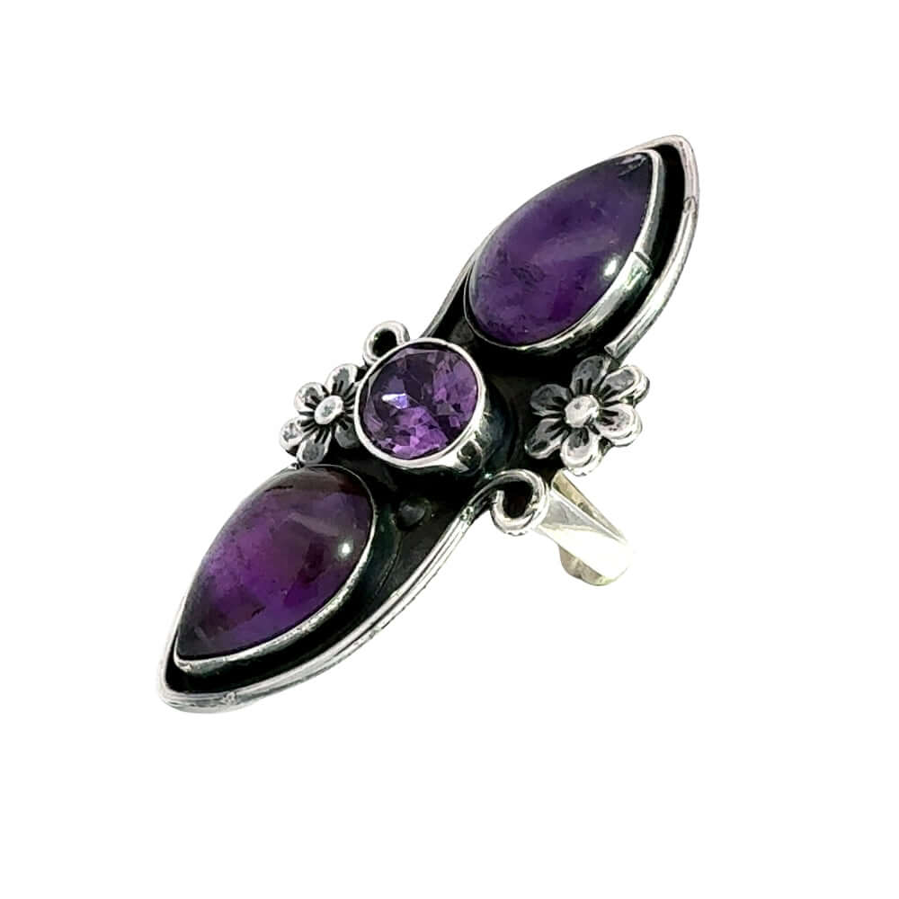 Side perspective of the ring highlighting the high-quality finish and comfortable, adjustable 950 silver design.