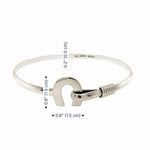 Dimension profile illustrating the 18 cm (7.08") wrist size and horseshoe dimensions for a precise fit.
