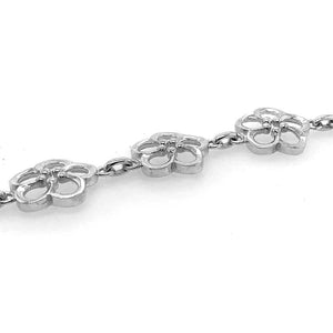 Beautiful Flowers Bracelet In Silver flat - Nueve Sterling