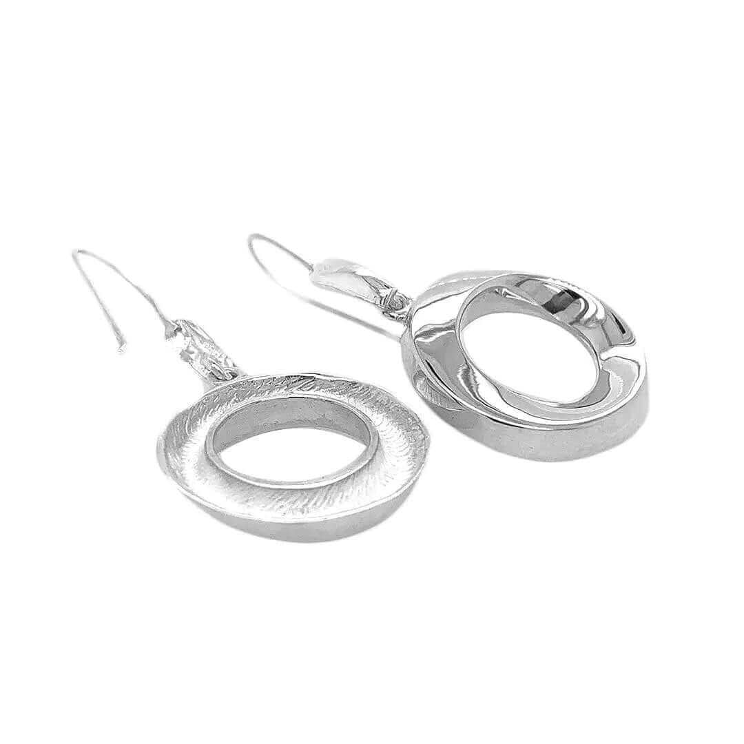Circle Earrings In Silver flat - Nueve Sterling