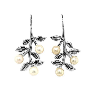 %product Gorgeous Silver Earrings With Pearls Nueve Sterling
