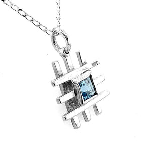Grid-Silver-Pendant-With-Blue-Topaz-side-Nueve-Sterling