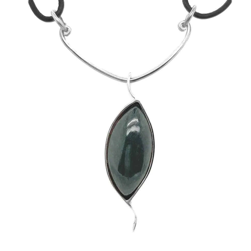 %product Guatemalan Jade Silver Pendant Nueve Sterling