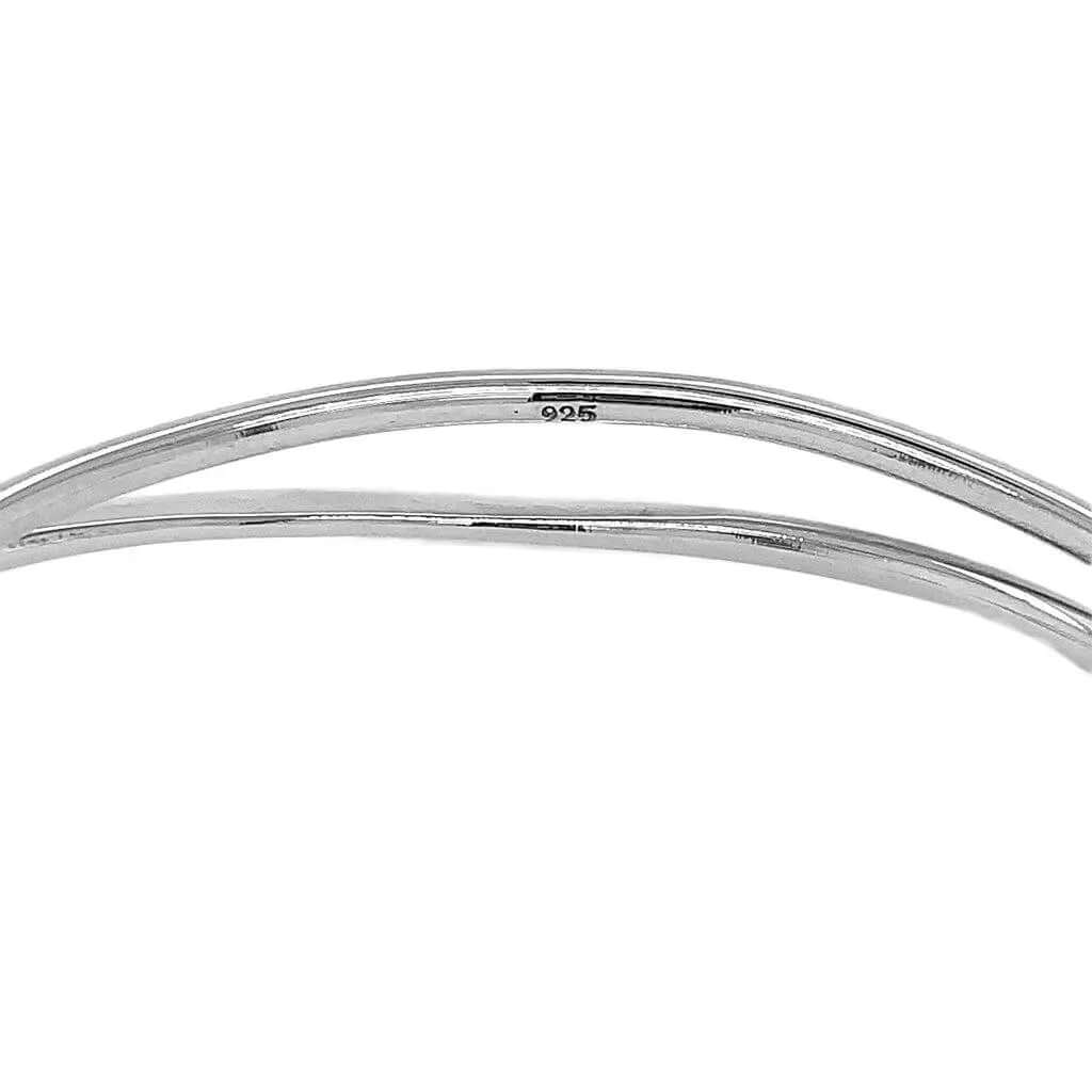 Interlocked Silver Bangle detail - Nueve Sterling