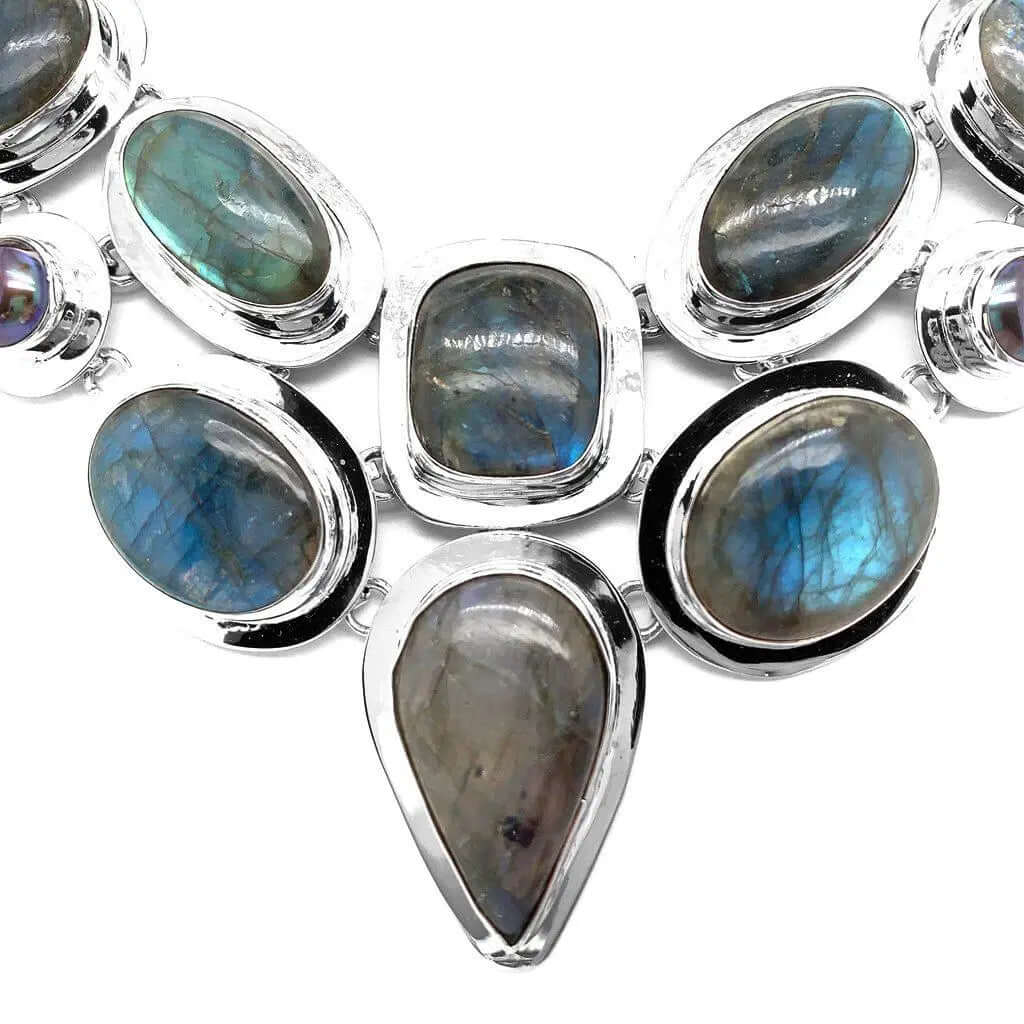 Labradorite Pearls Silver Necklace detail - Nueve Sterling