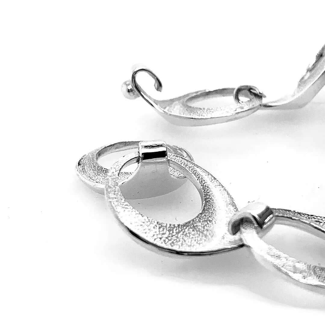 Linked Circles Bracelet In Silver lock - Nueve Sterling