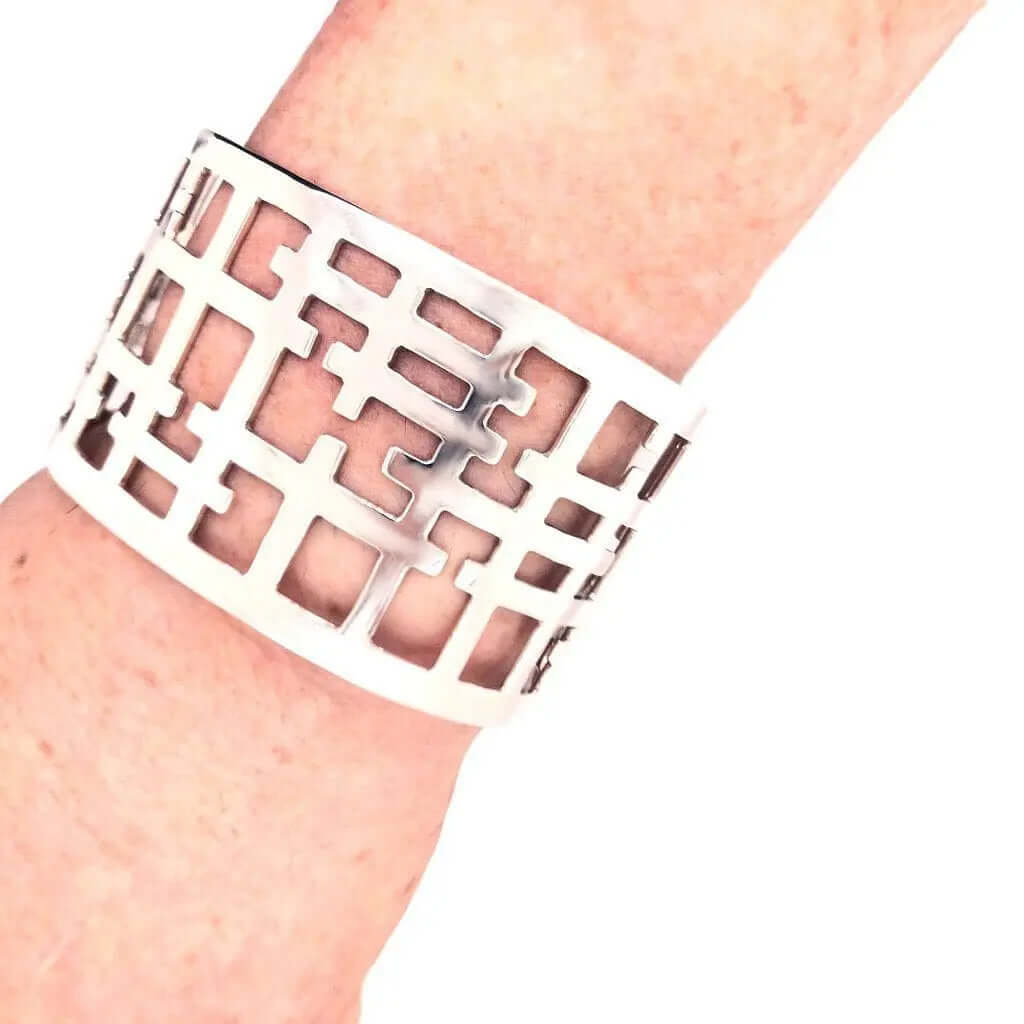 Openwork Silver Cuff-Bracelet with model - Nueve Sterling