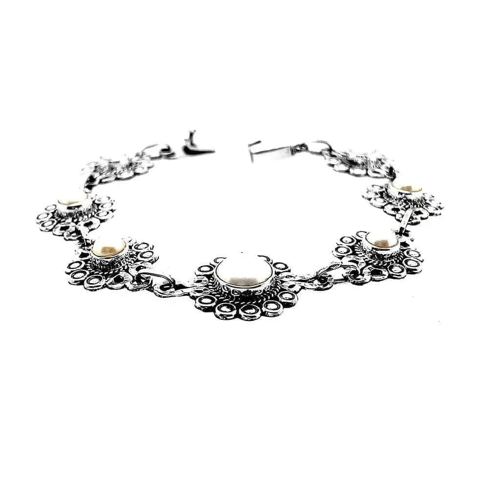 Silver Flowers Bracelet With Pearl - Nueve Sterling