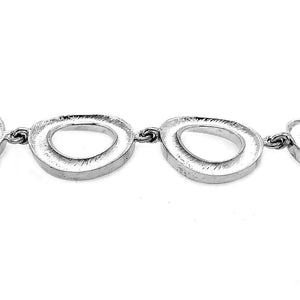 Stylized Circles Bracelet In Silver detail - Nueve Sterling