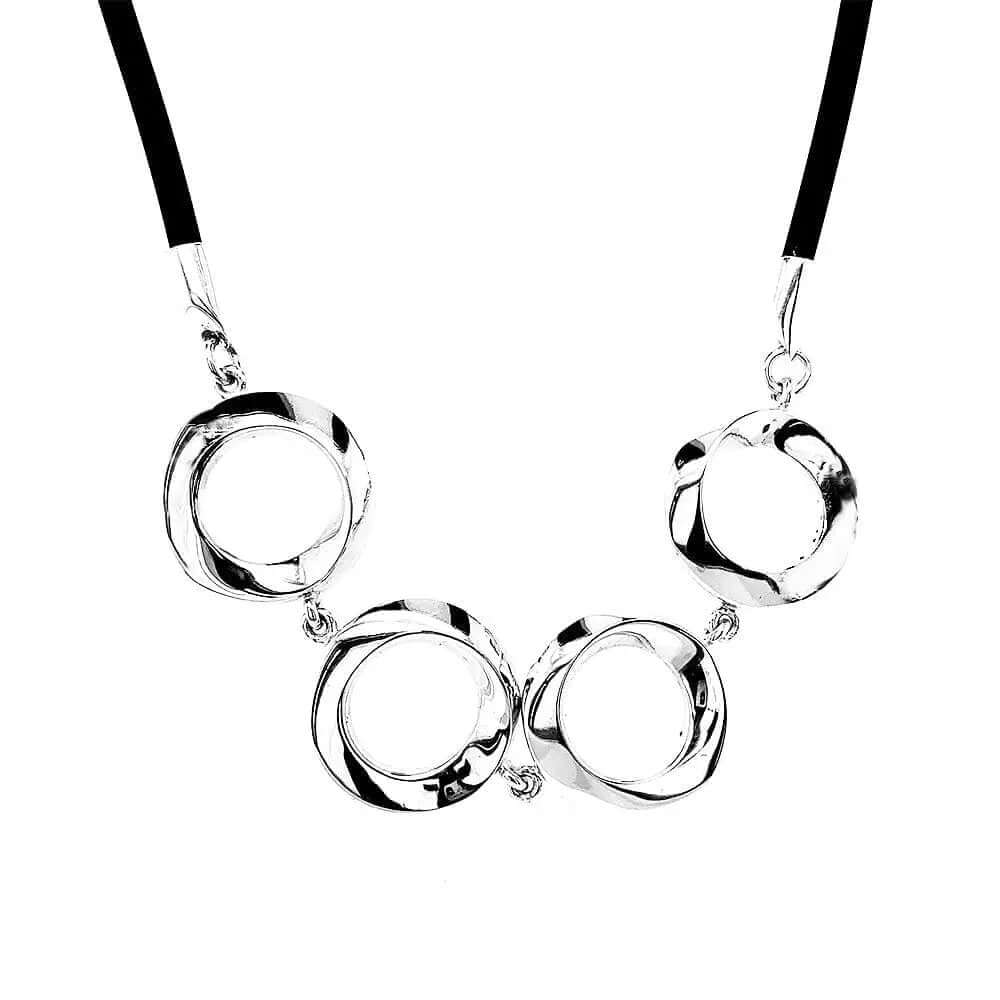 Stylized Circles In Silver Necklace With Rubber - Nueve Sterling