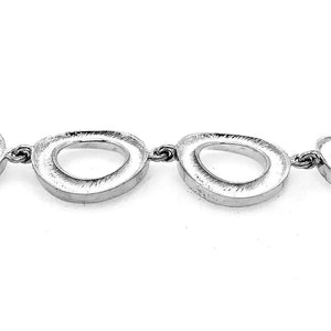 Stylized Circles Necklace In Silver back - Nueve Sterling
