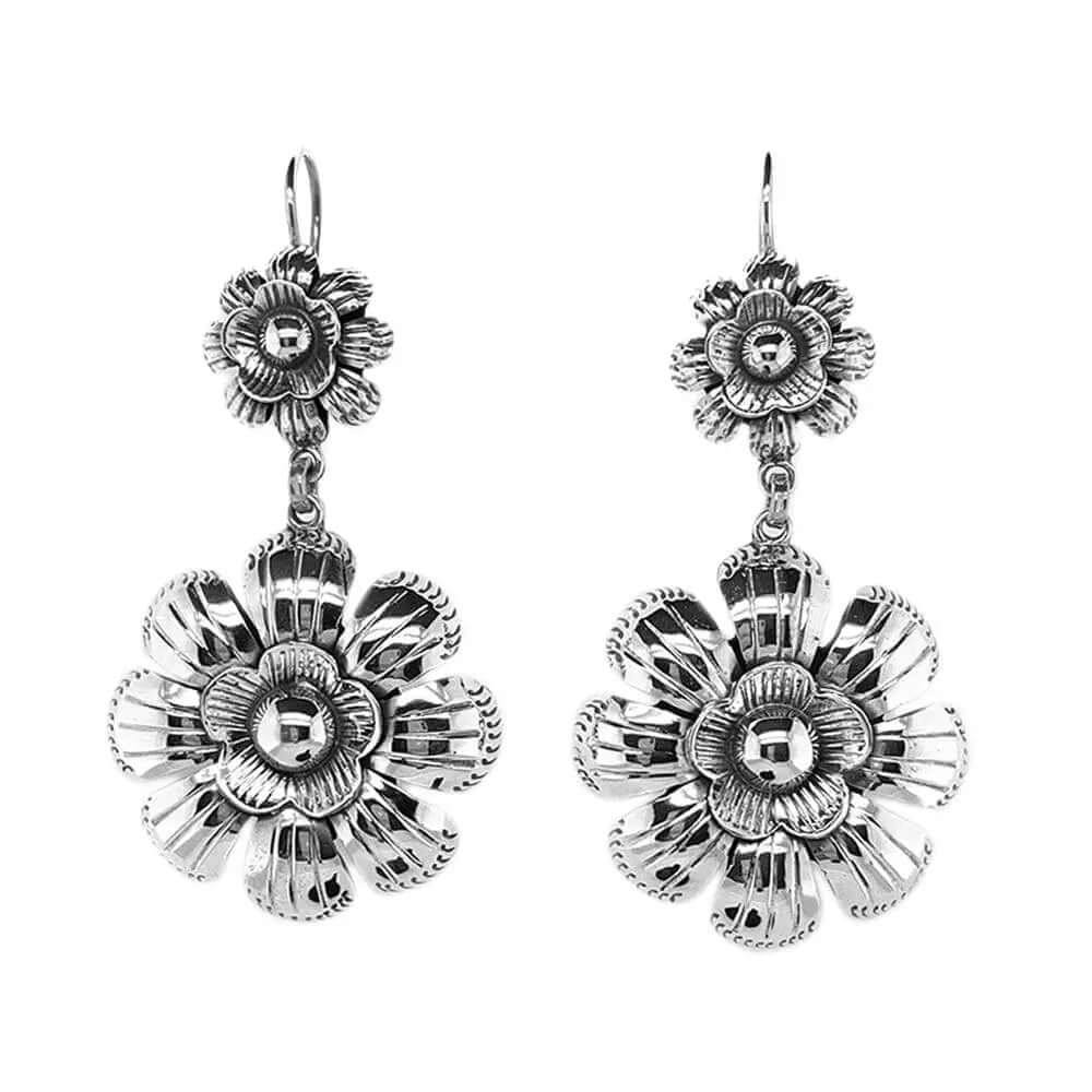 Dangling Flowers Silver Earrings - Nueve Sterling